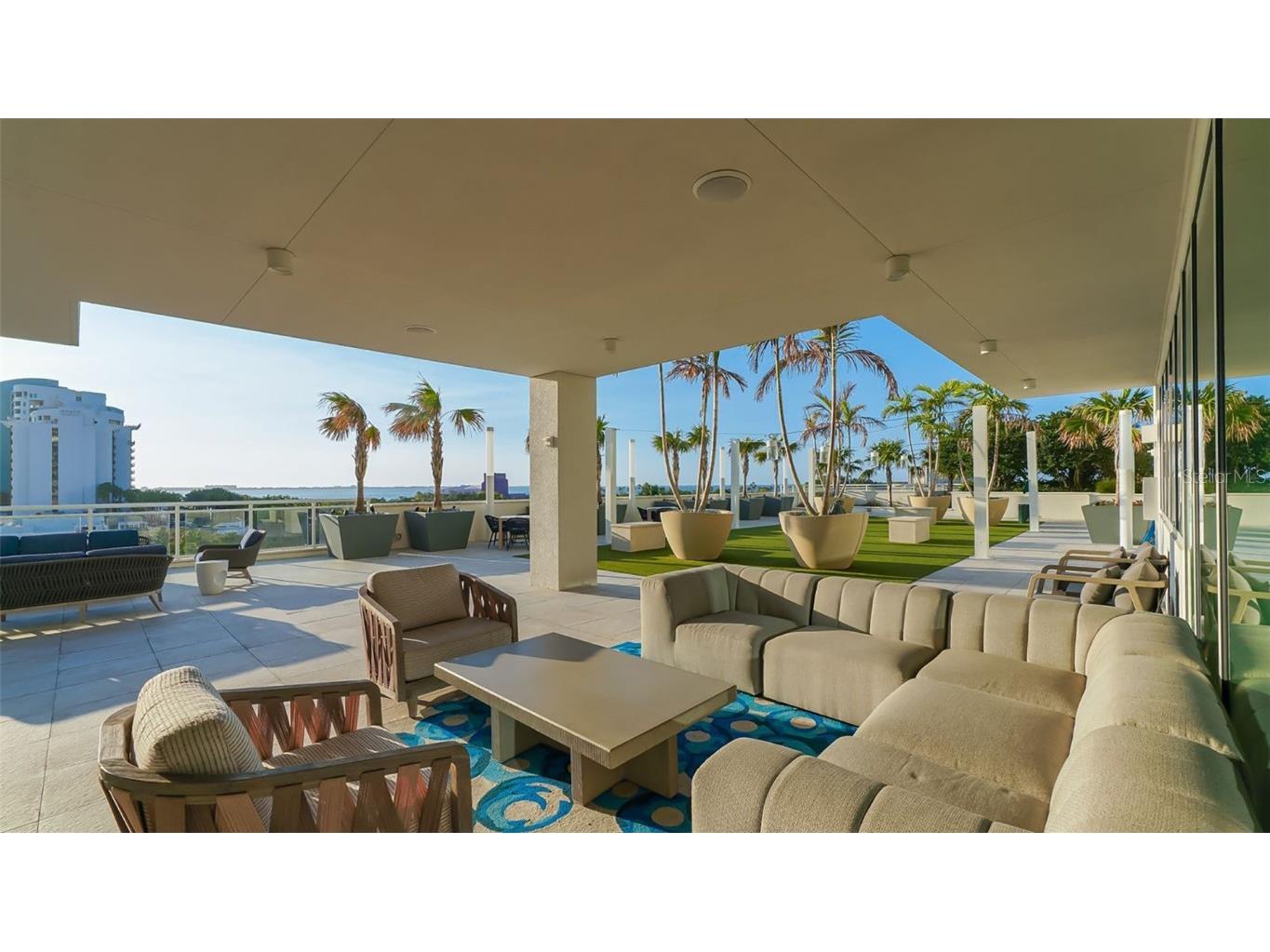 540 N Tamiami Trail #701 Sarasota FL 34236 A4675649 image34