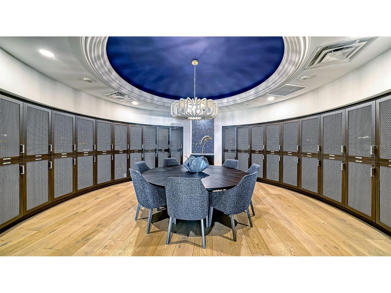 540 N Tamiami Trail #701 Sarasota FL 34236 A4675649 image37