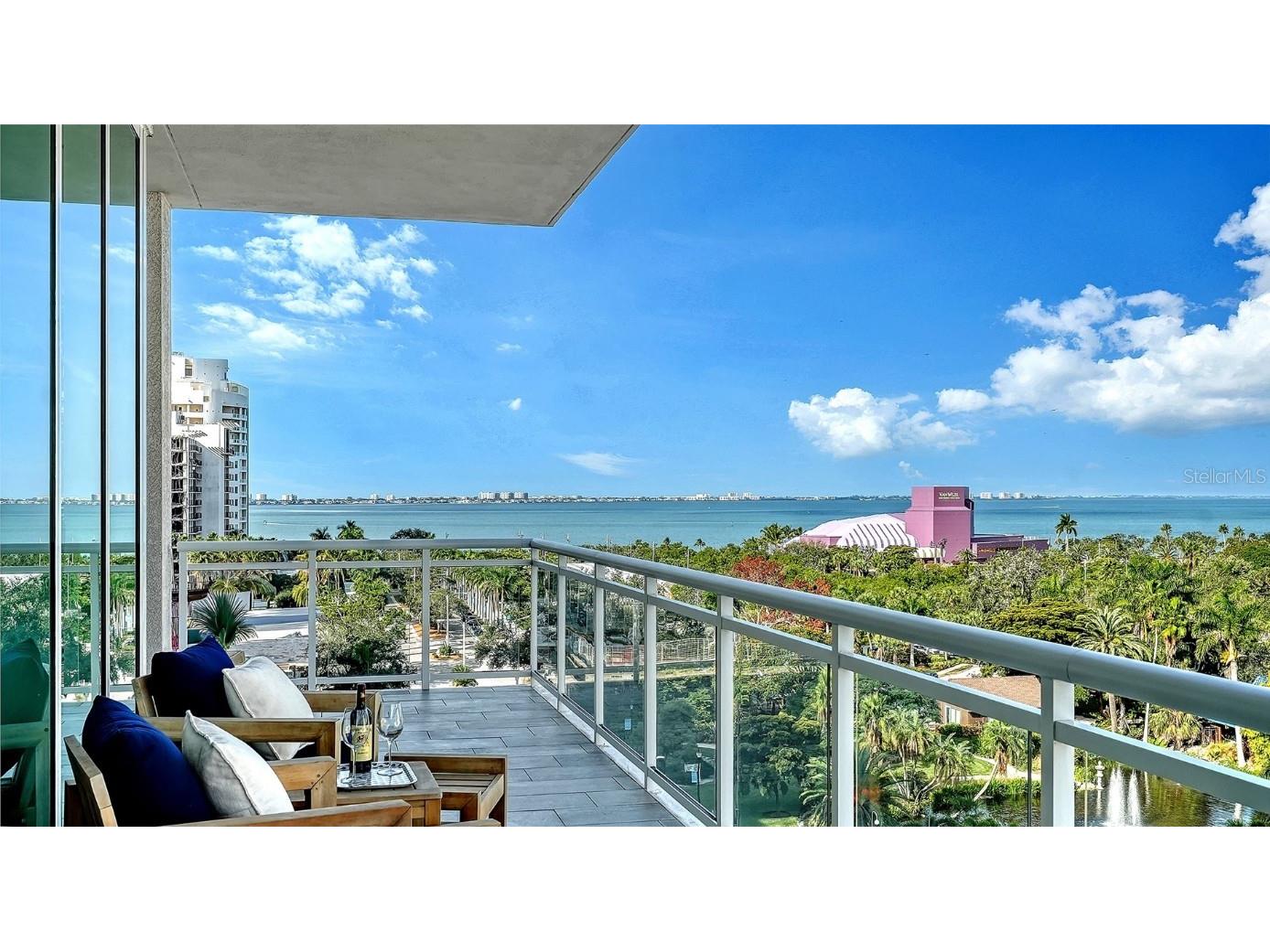 540 N Tamiami Trail #701 Sarasota FL 34236 A4675649 image5