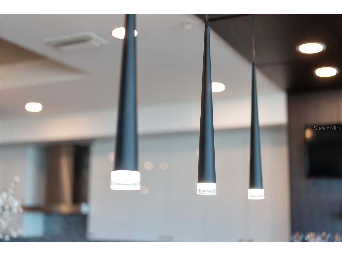 540 N Tamiami Trail #702 Sarasota FL 34236 A4671130 image19