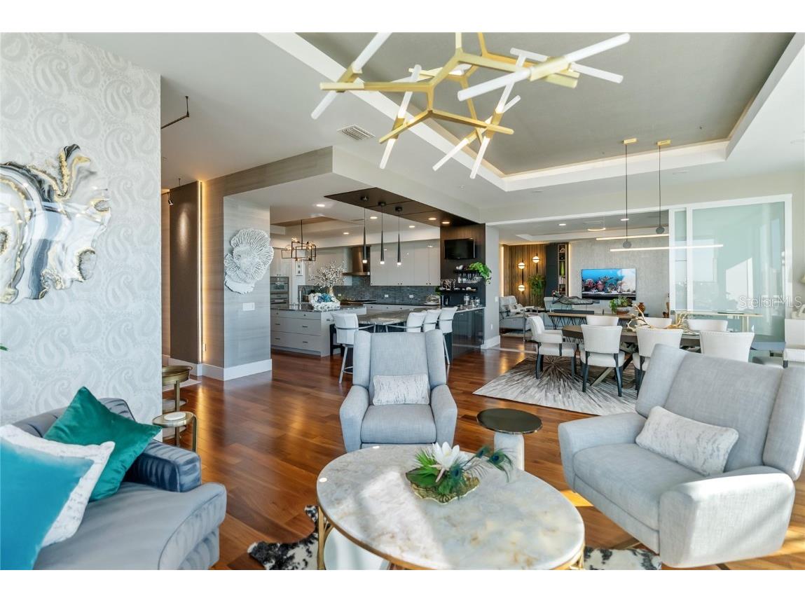 540 N Tamiami Trail #702 Sarasota FL 34236 A4671130 image44