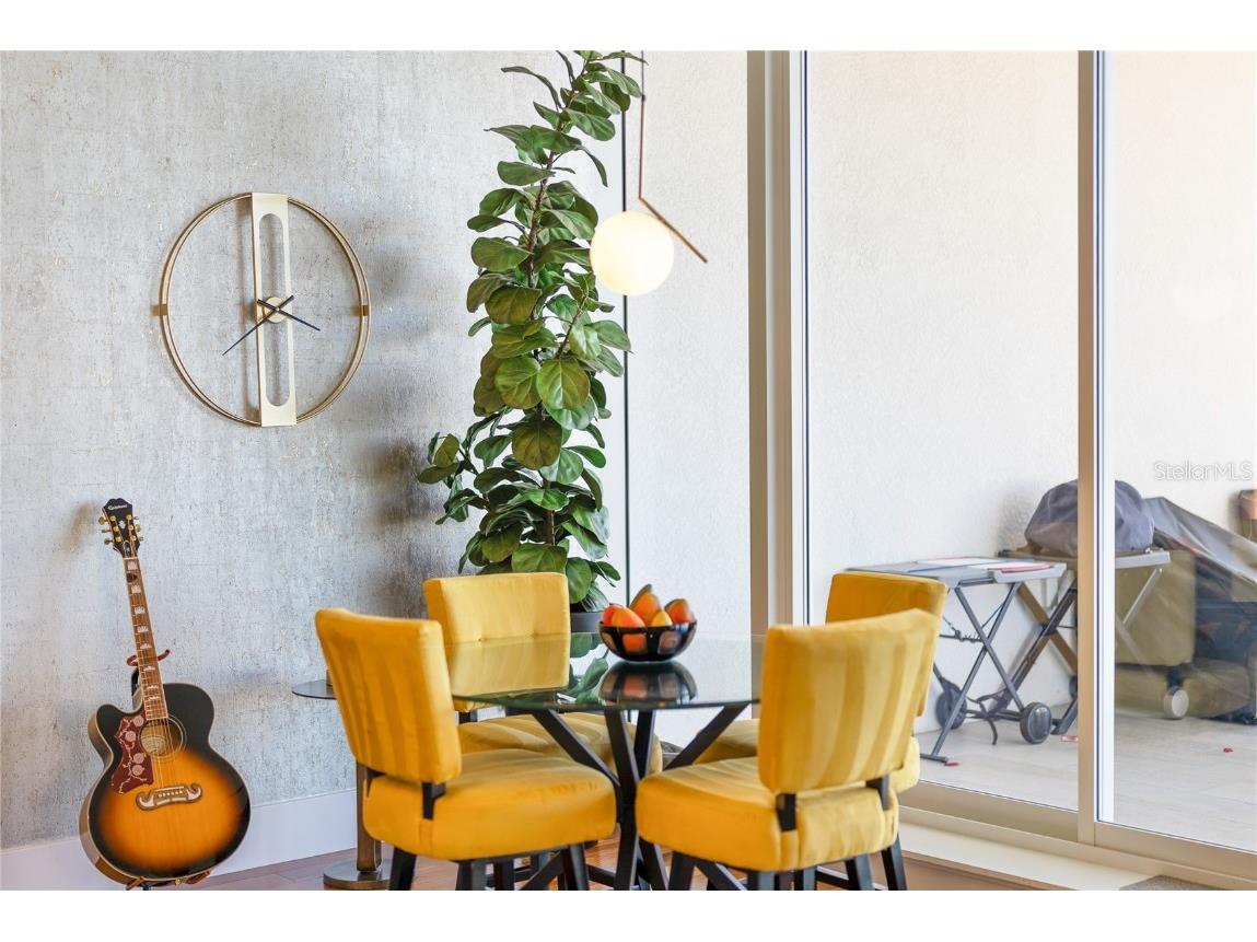 540 N Tamiami Trail #702 Sarasota FL 34236 A4671130 image46