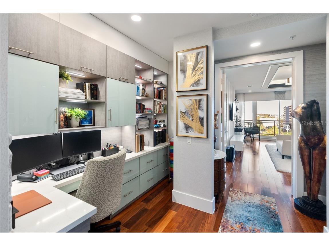 540 N Tamiami Trail #702 Sarasota FL 34236 A4671130 image59