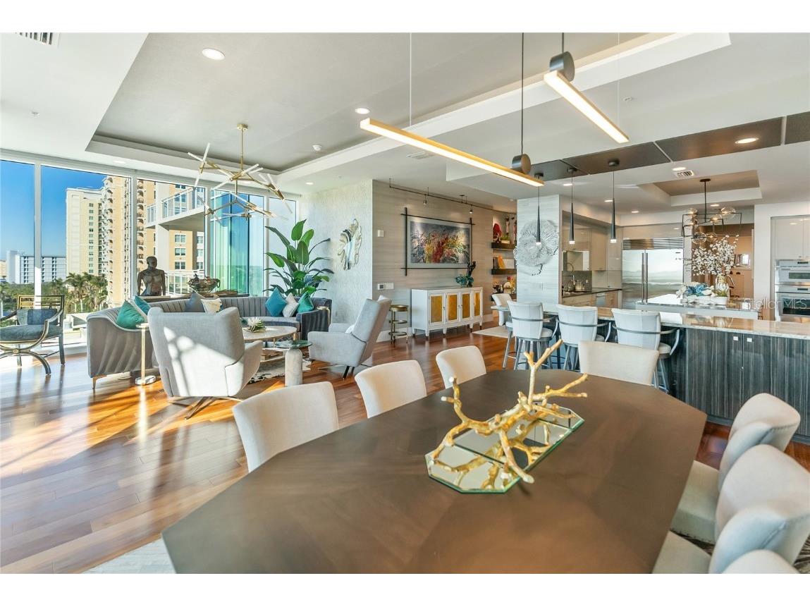 540 N Tamiami Trail #702 Sarasota FL 34236 A4671130 image6