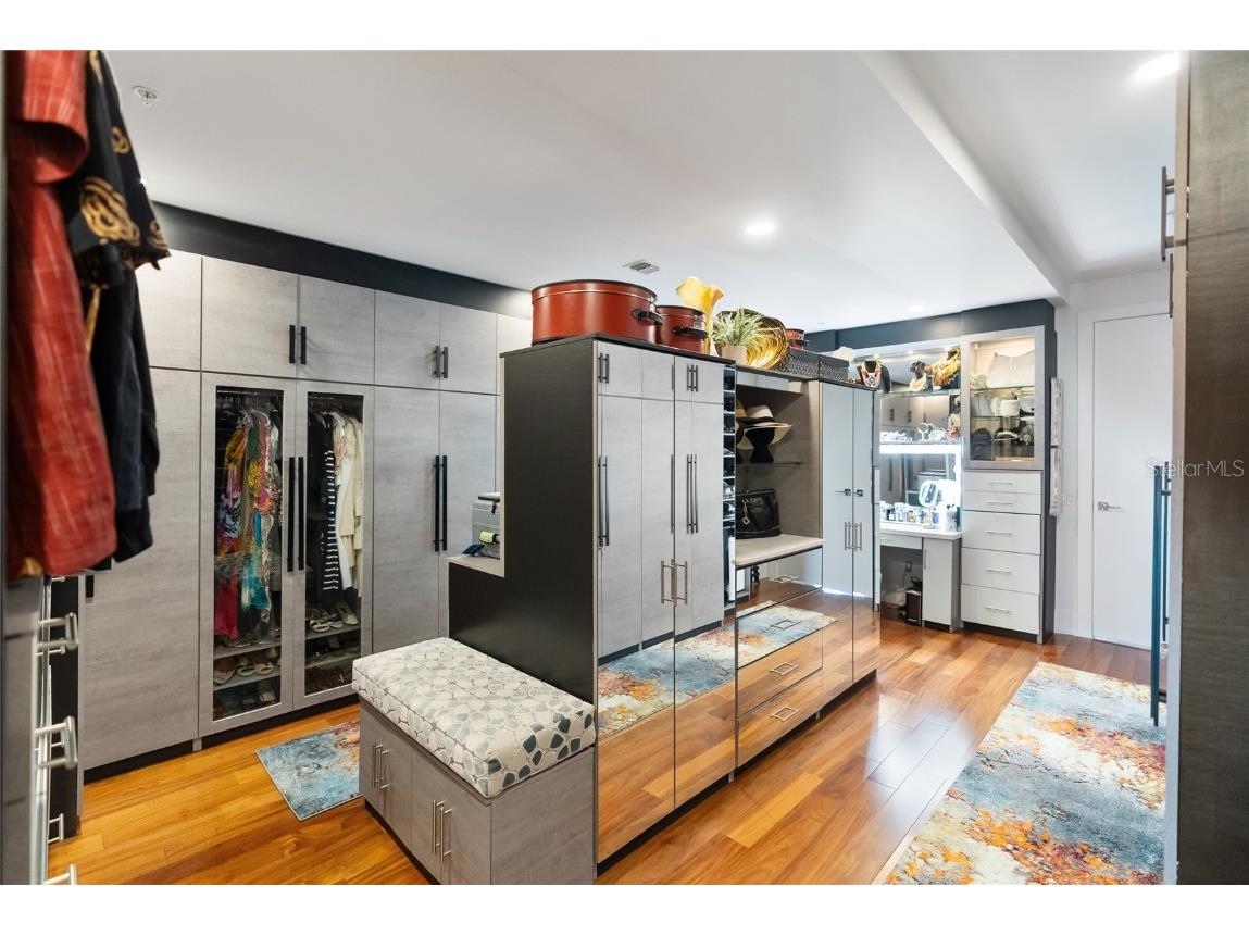 540 N Tamiami Trail #702 Sarasota FL 34236 A4671130 image63