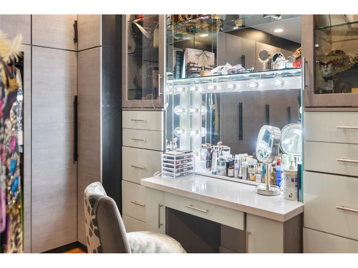 540 N Tamiami Trail #702 Sarasota FL 34236 A4671130 image65