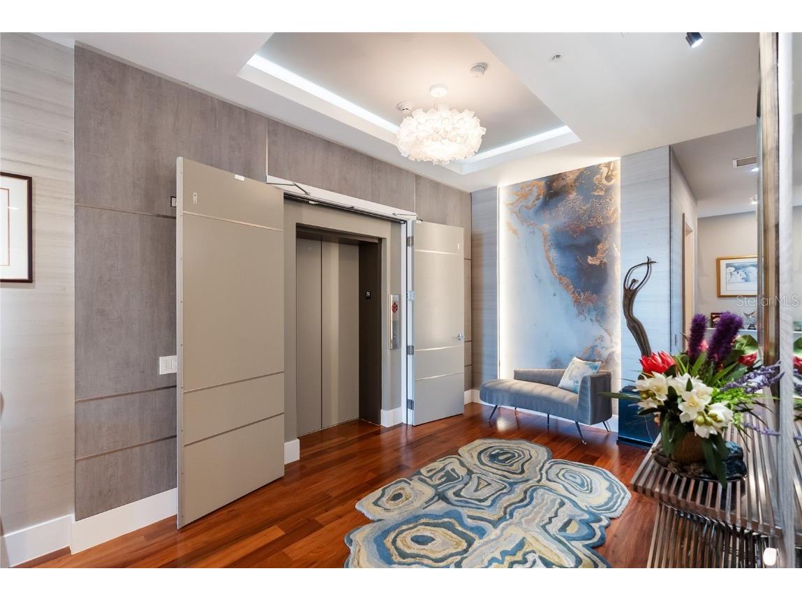 540 N Tamiami Trail #702 Sarasota FL 34236 A4671130 image71