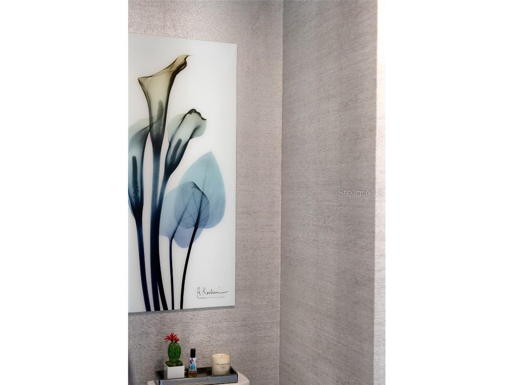 540 N Tamiami Trail #702 Sarasota FL 34236 A4671130 image96