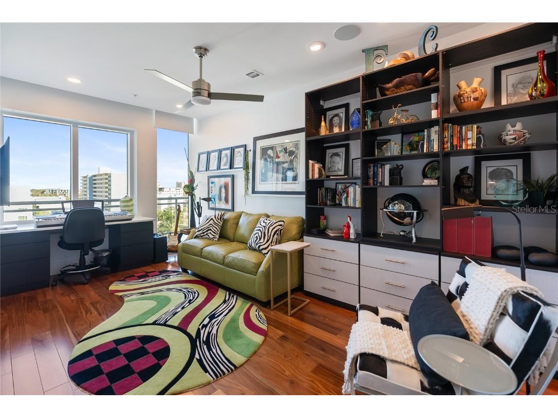 540 N Tamiami Trail #702 Sarasota FL 34236 A4671130 image98