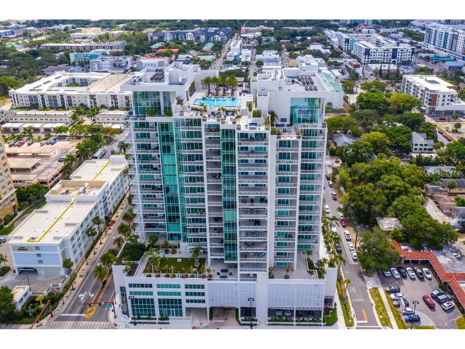 540 N Tamiami Trail #802 Sarasota FL 34236 - SARASOTA BAY A4638299 image1