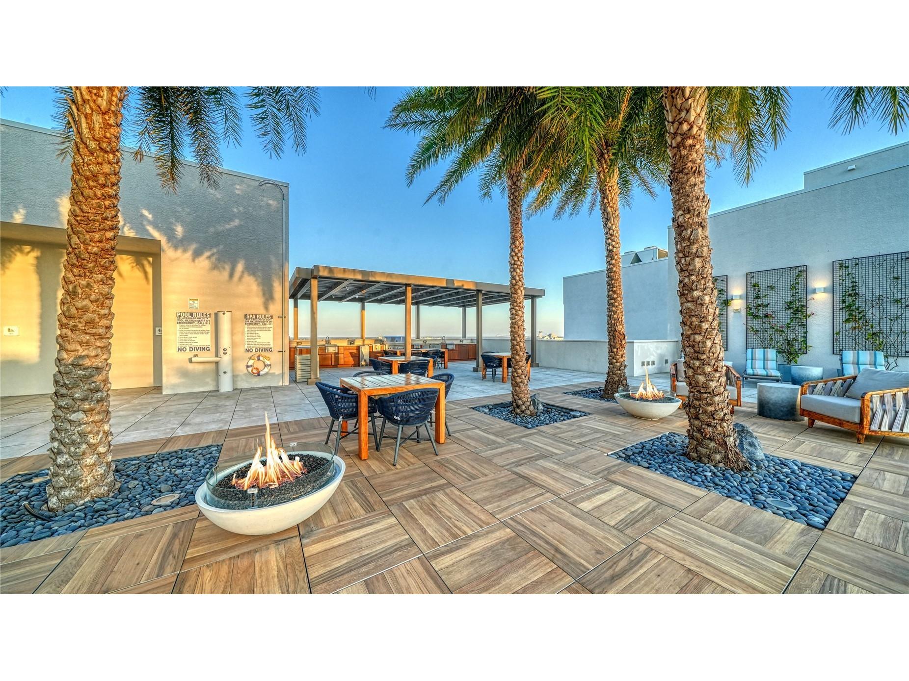 540 N Tamiami Trail #804 Sarasota FL 34236 A4691950 image25