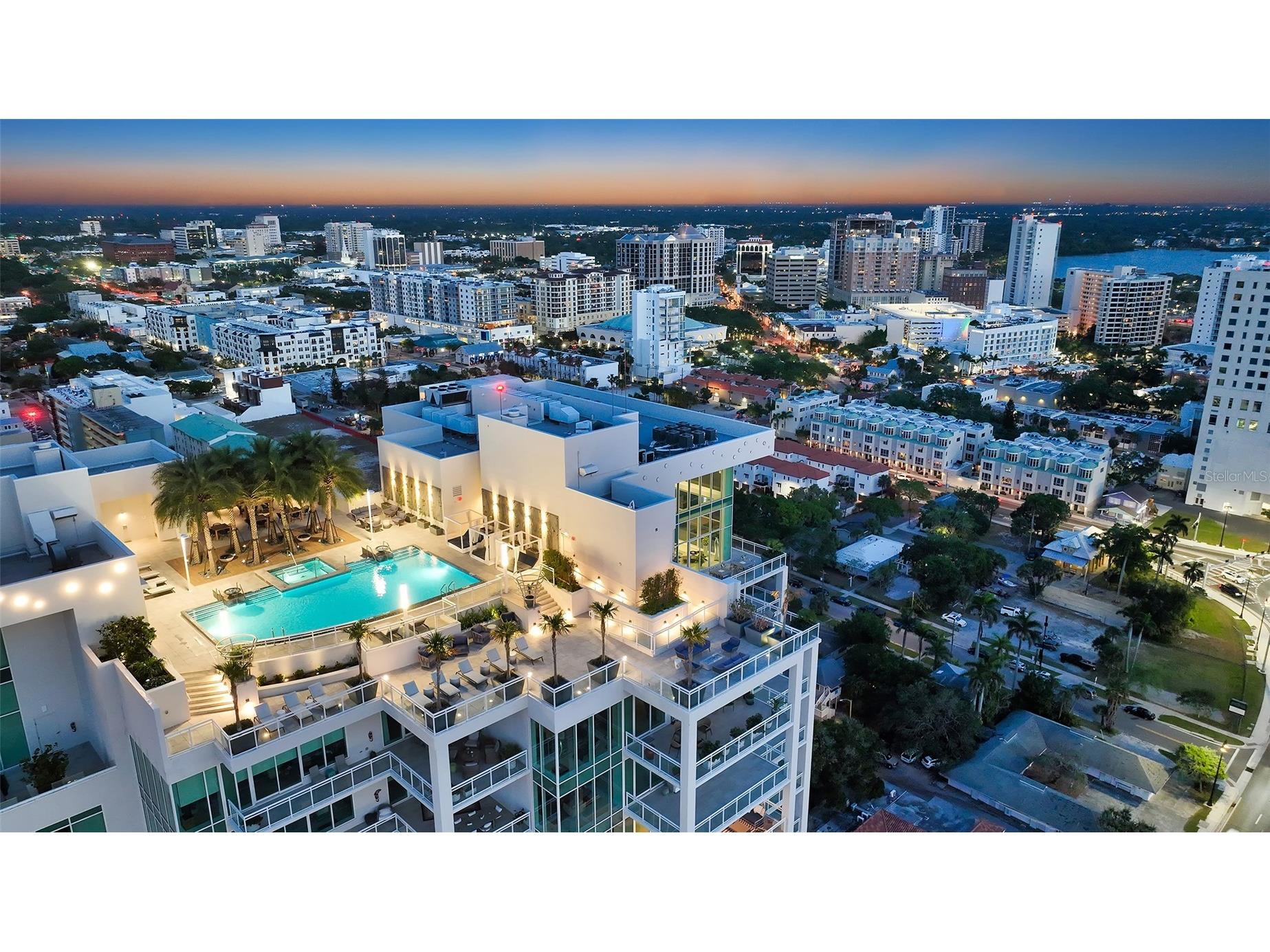 540 N Tamiami Trail #804 Sarasota FL 34236 A4691950 image38