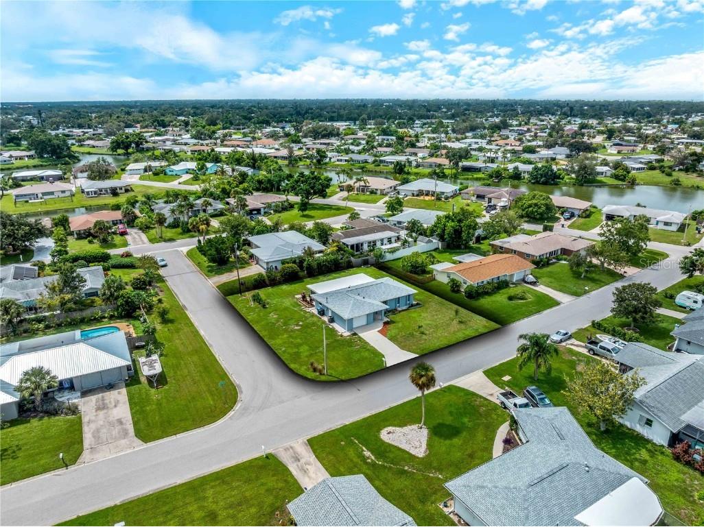 540 Oxford Drive Venice FL 34293 A4664499 image2