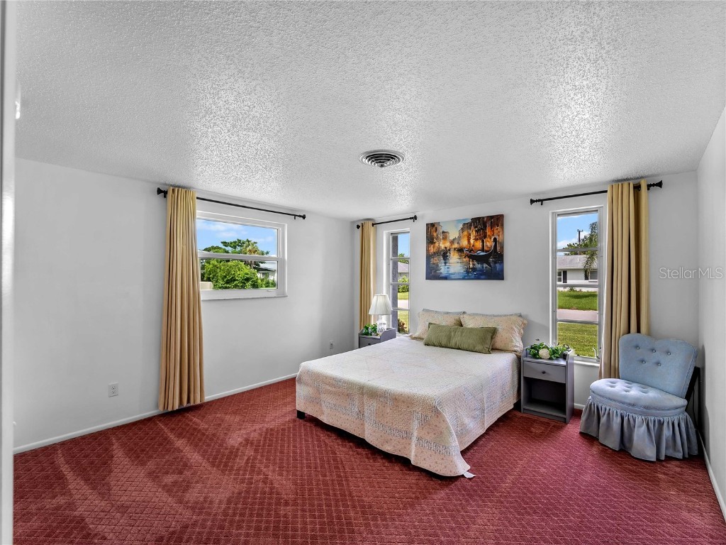 540 Oxford Drive Venice FL 34293 A4664499 image21