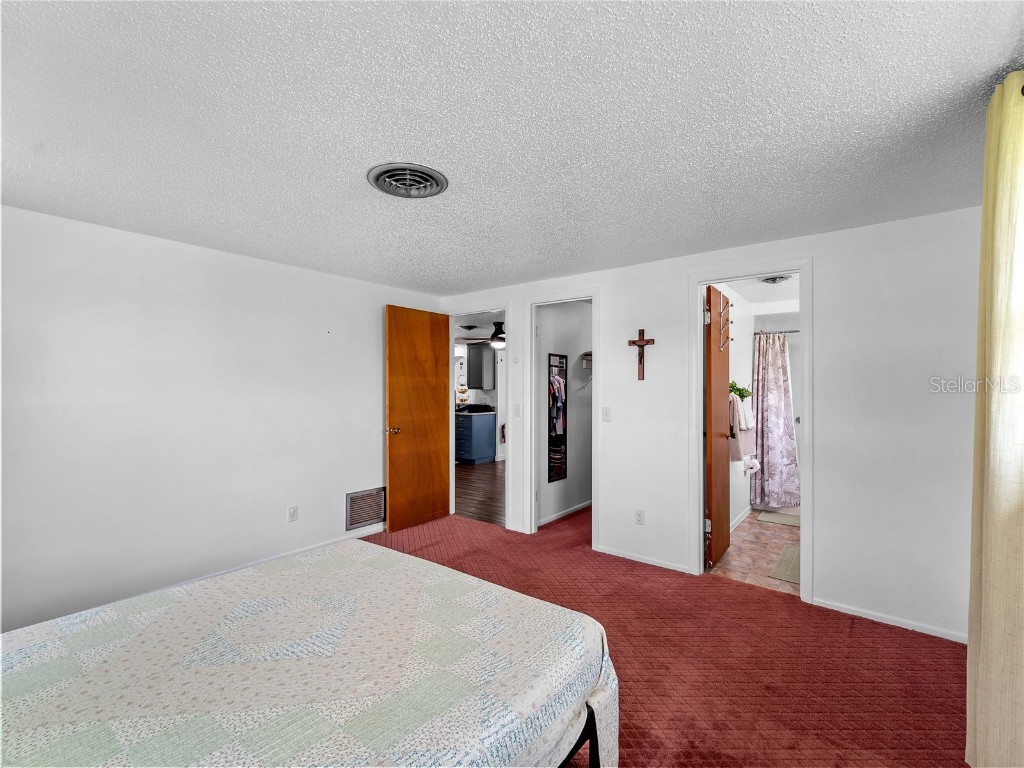 540 Oxford Drive Venice FL 34293 A4664499 image22