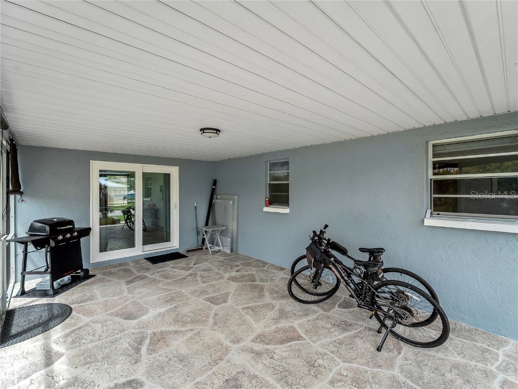 540 Oxford Drive Venice FL 34293 A4664499 image25