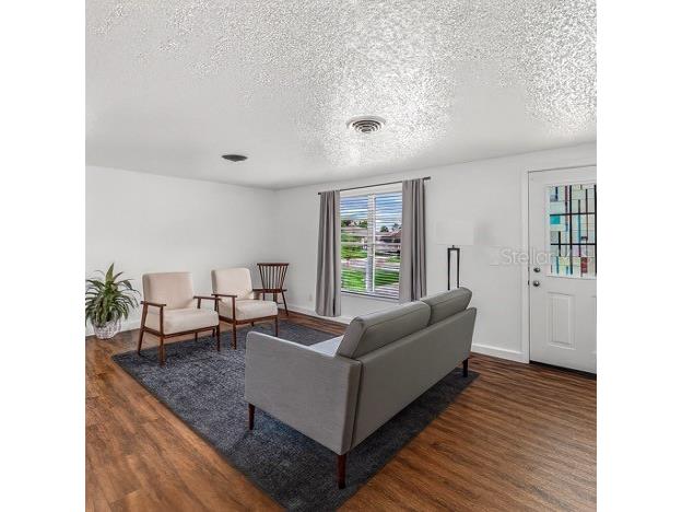 540 Oxford Drive Venice FL 34293 A4664499 image3