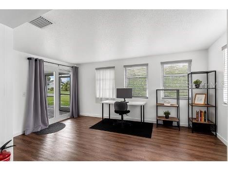 540 Oxford Drive Venice FL 34293 A4664499 image4