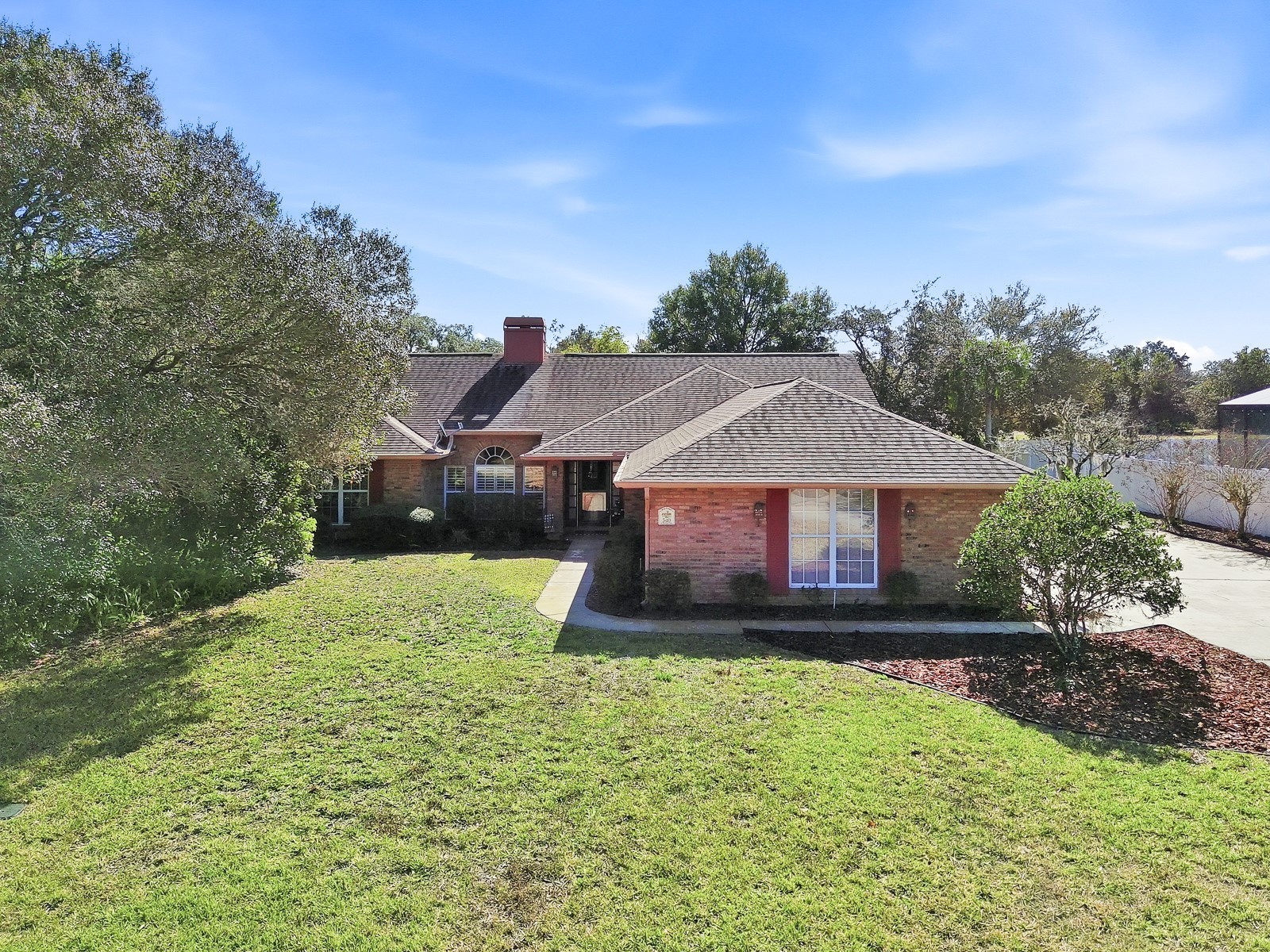 540 S Pine Meadow Drive Debary FL 32713 V4946952 image1