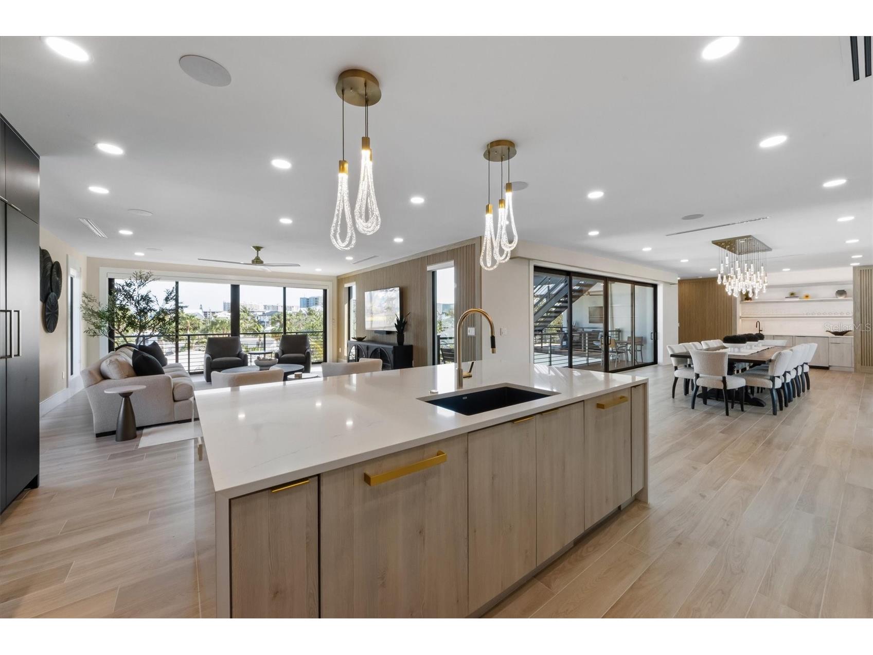 540 S Polk Drive Sarasota FL 34236 A4681449 image24