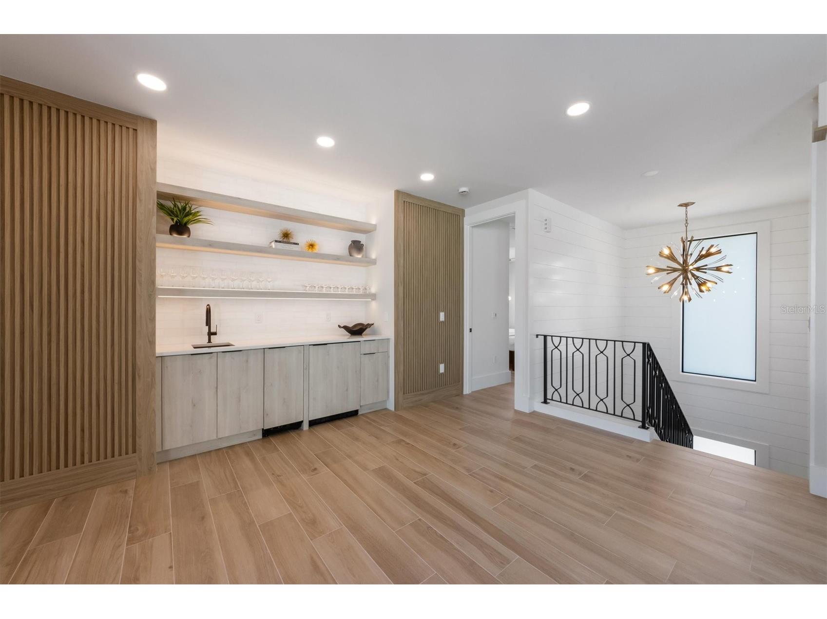 540 S Polk Drive Sarasota FL 34236 A4681449 image35