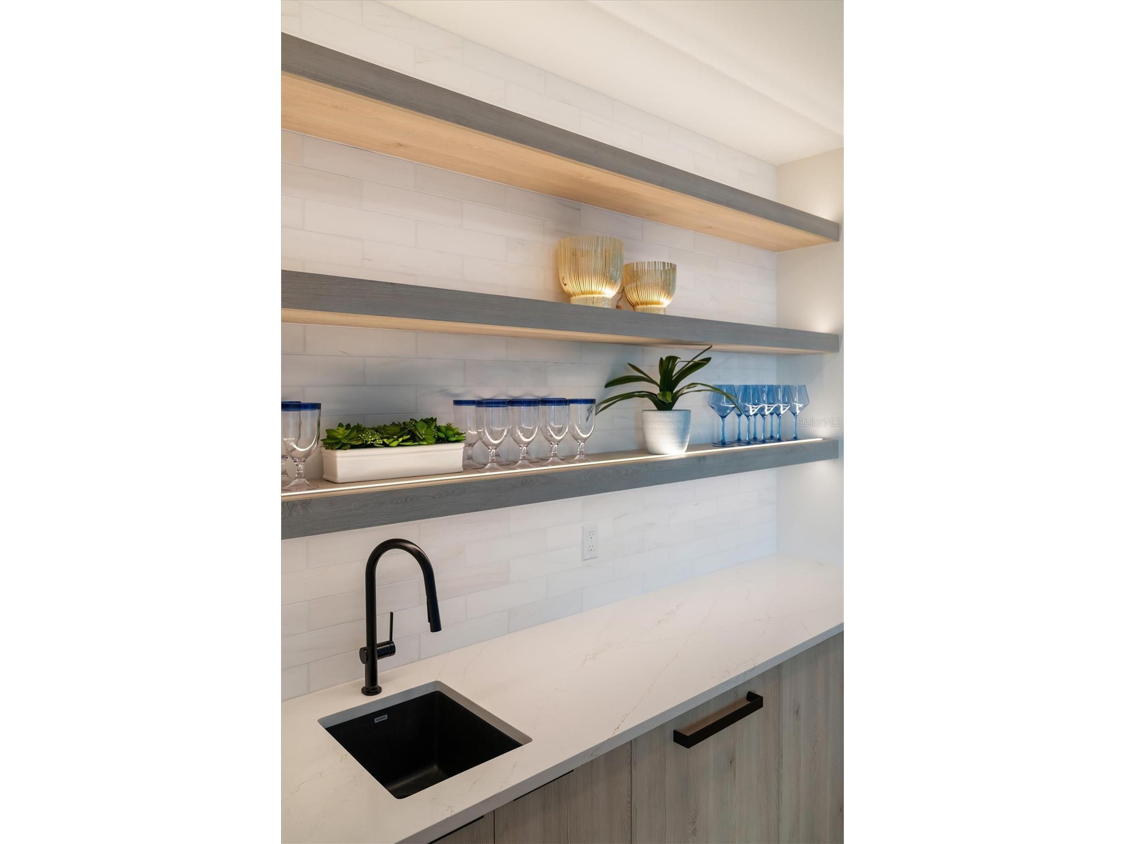 540 S Polk Drive Sarasota FL 34236 A4681449 image45