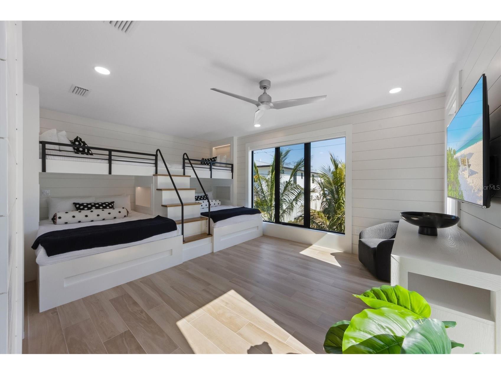 540 S Polk Drive Sarasota FL 34236 A4681449 image60