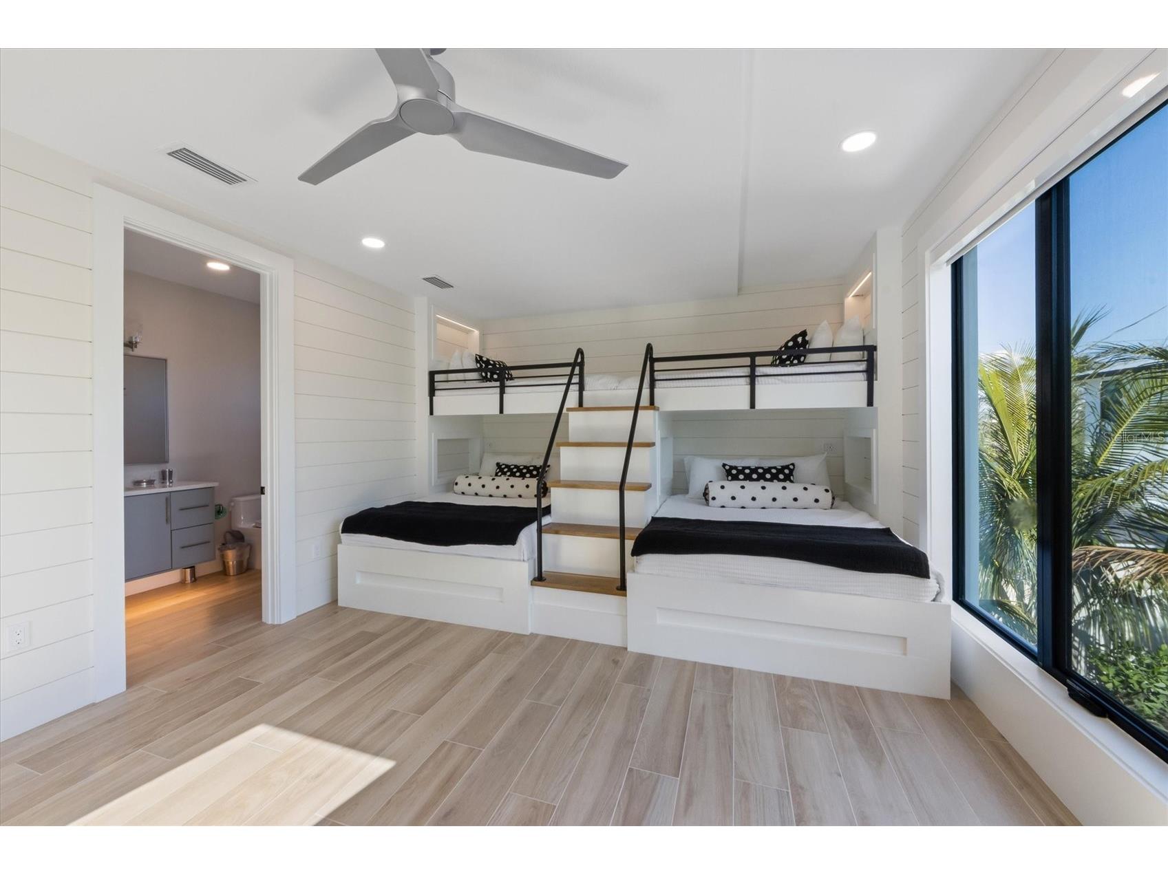 540 S Polk Drive Sarasota FL 34236 A4681449 image61