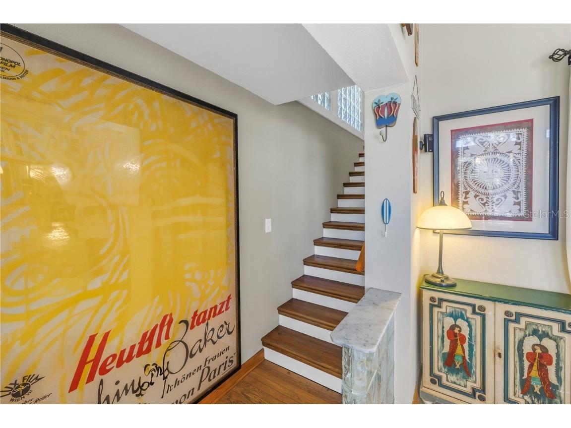 540 Villagrande Avenue S Saint Petersburg FL 33707 TB8345602 image25