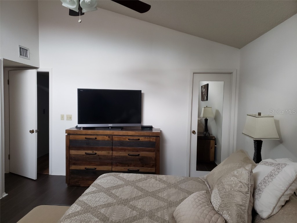 5400 34th Street W #12H Bradenton FL 34210 A4513064 image11