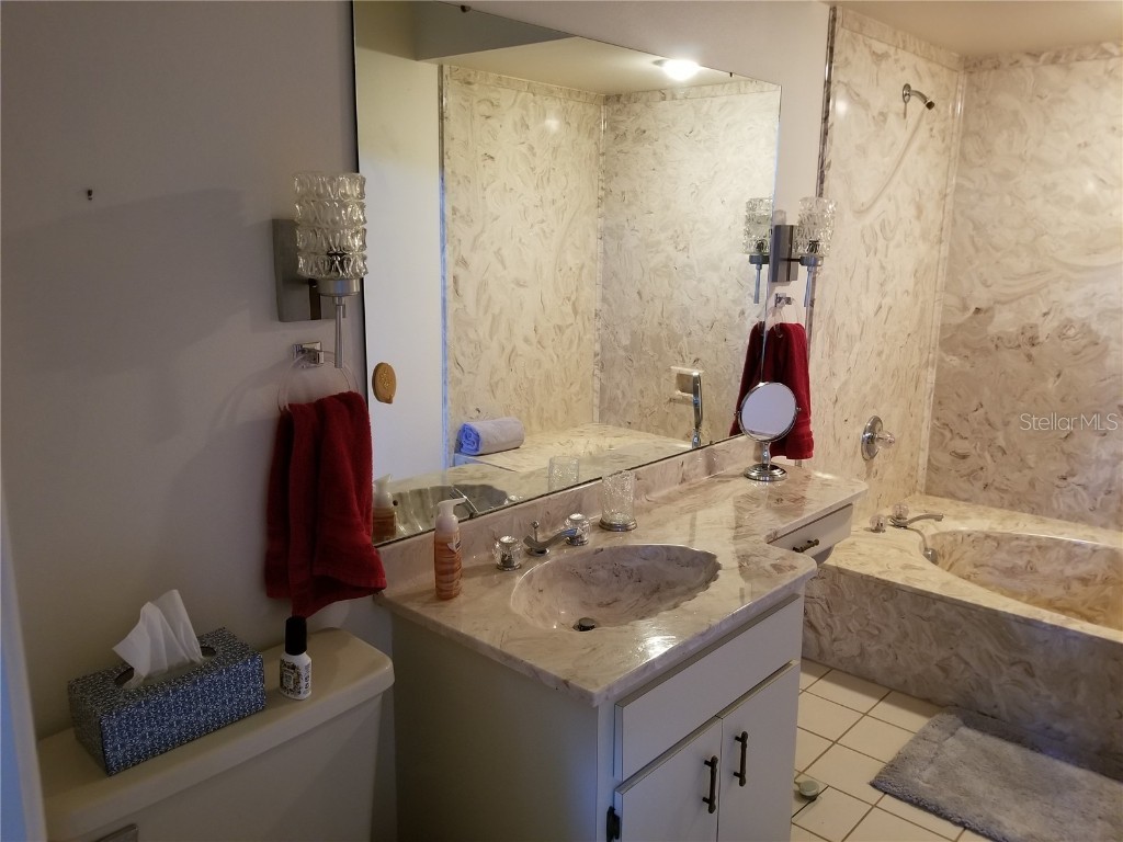 5400 34th Street W #12H Bradenton FL 34210 A4513064 image14