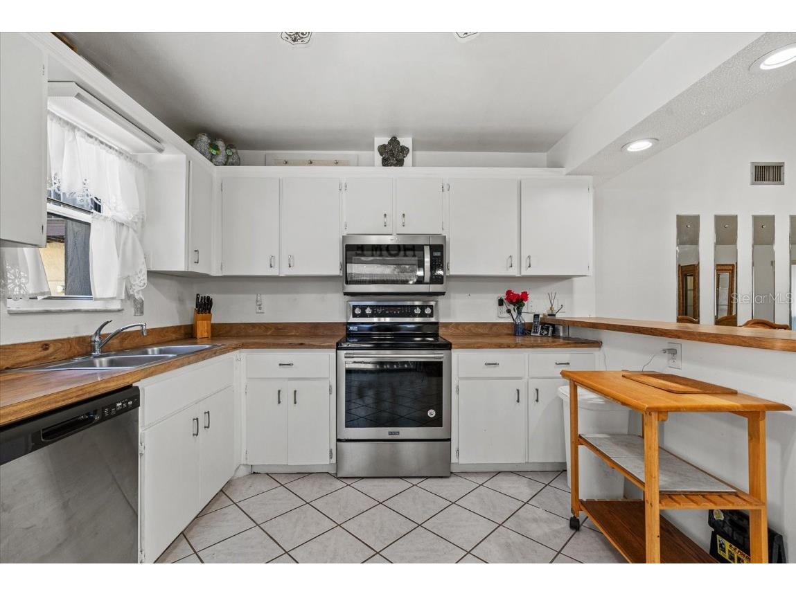 5400 34th Street W #A12 Bradenton FL 34210 A4666487 image8