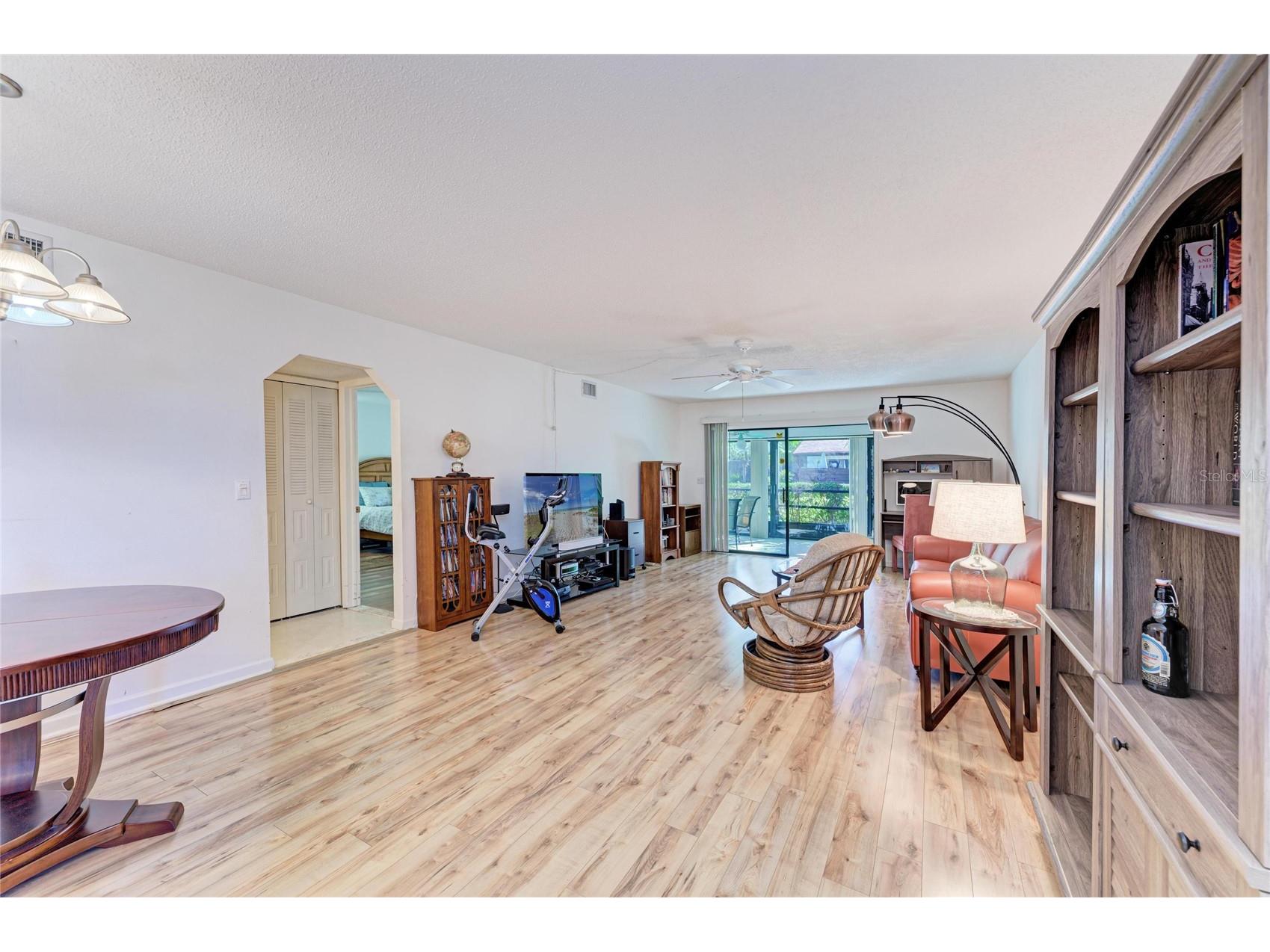 5400 34th Street W #16B Bradenton FL 34210 A4680356 image10