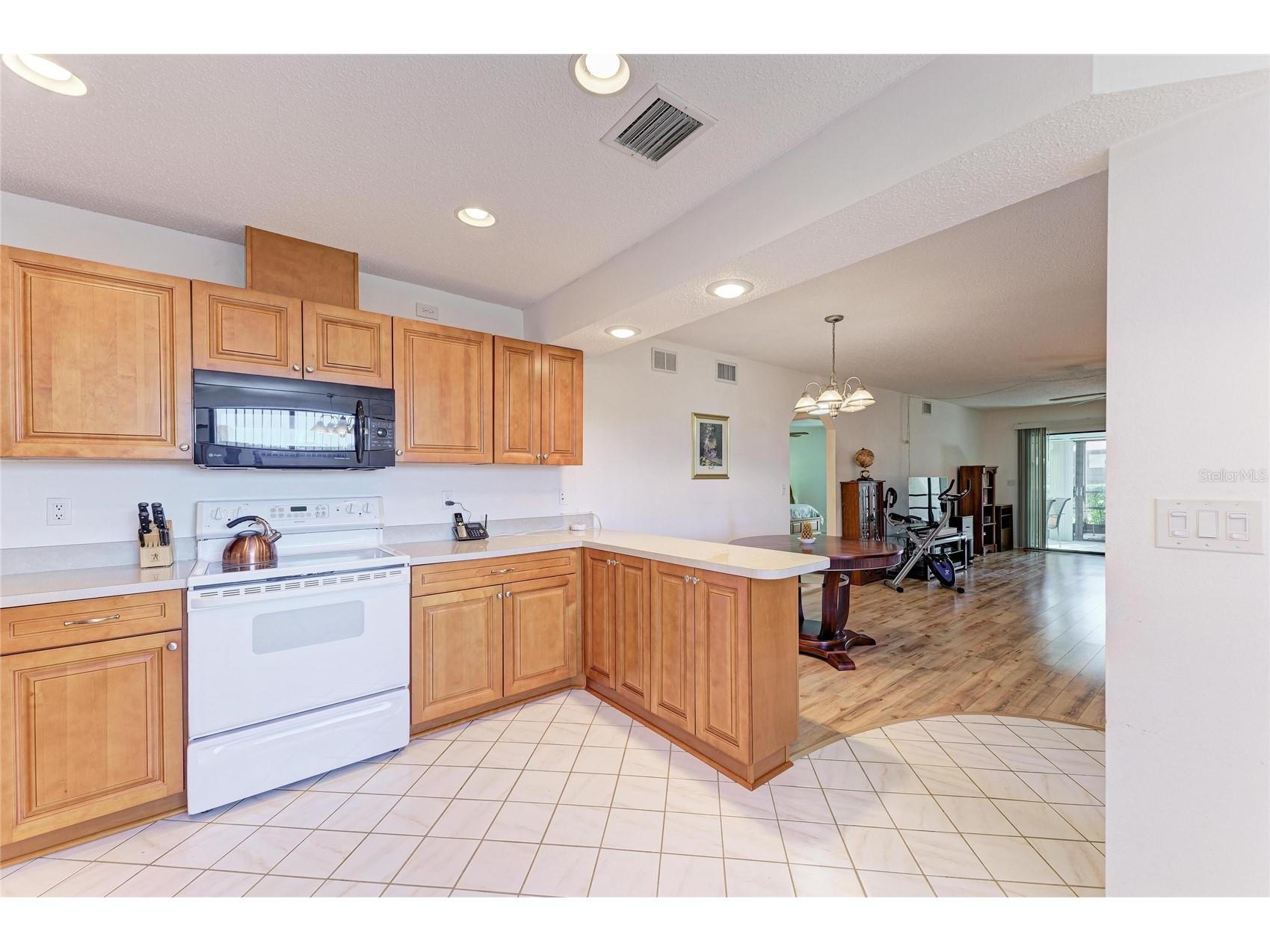 5400 34th Street W #16B Bradenton FL 34210 A4680356 image16