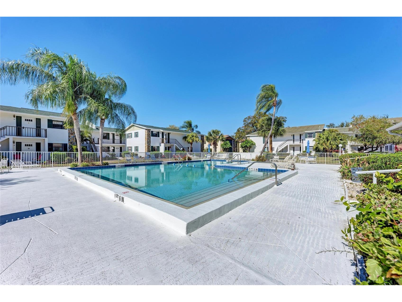 5400 34th Street W #16B Bradenton FL 34210 A4680356 image36