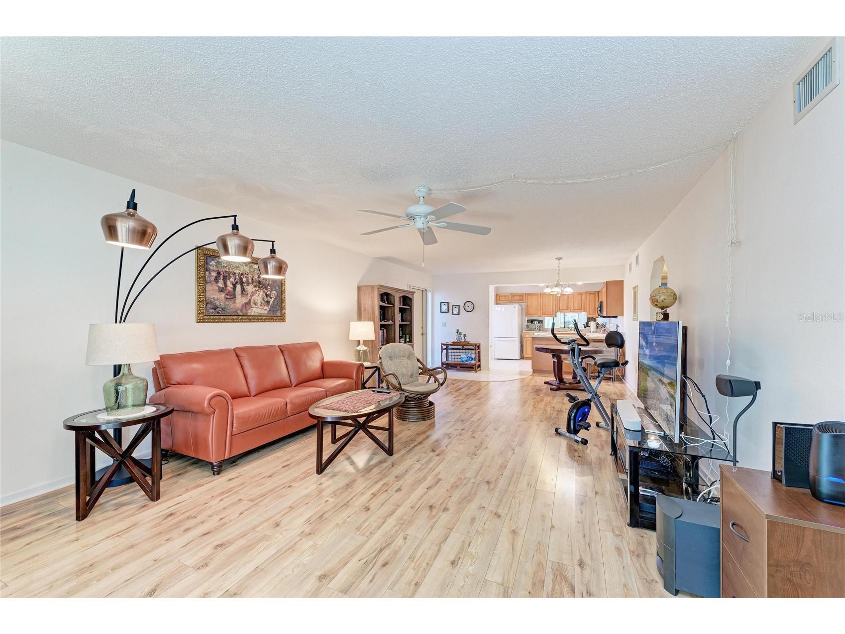 5400 34th Street W #16B Bradenton FL 34210 A4680356 image6