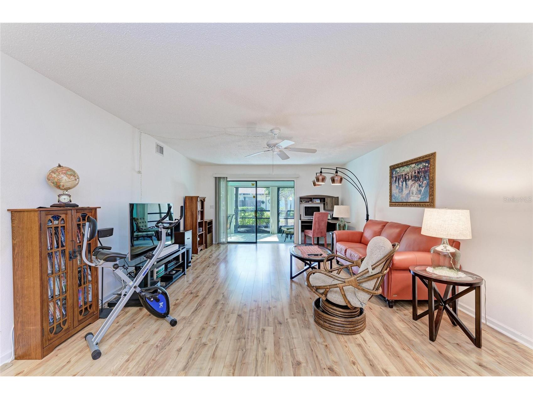 5400 34th Street W #16B Bradenton FL 34210 A4680356 image8