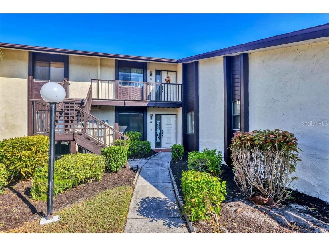 5400 34th Street W #B17 Bradenton FL 34210 A4672330 image1