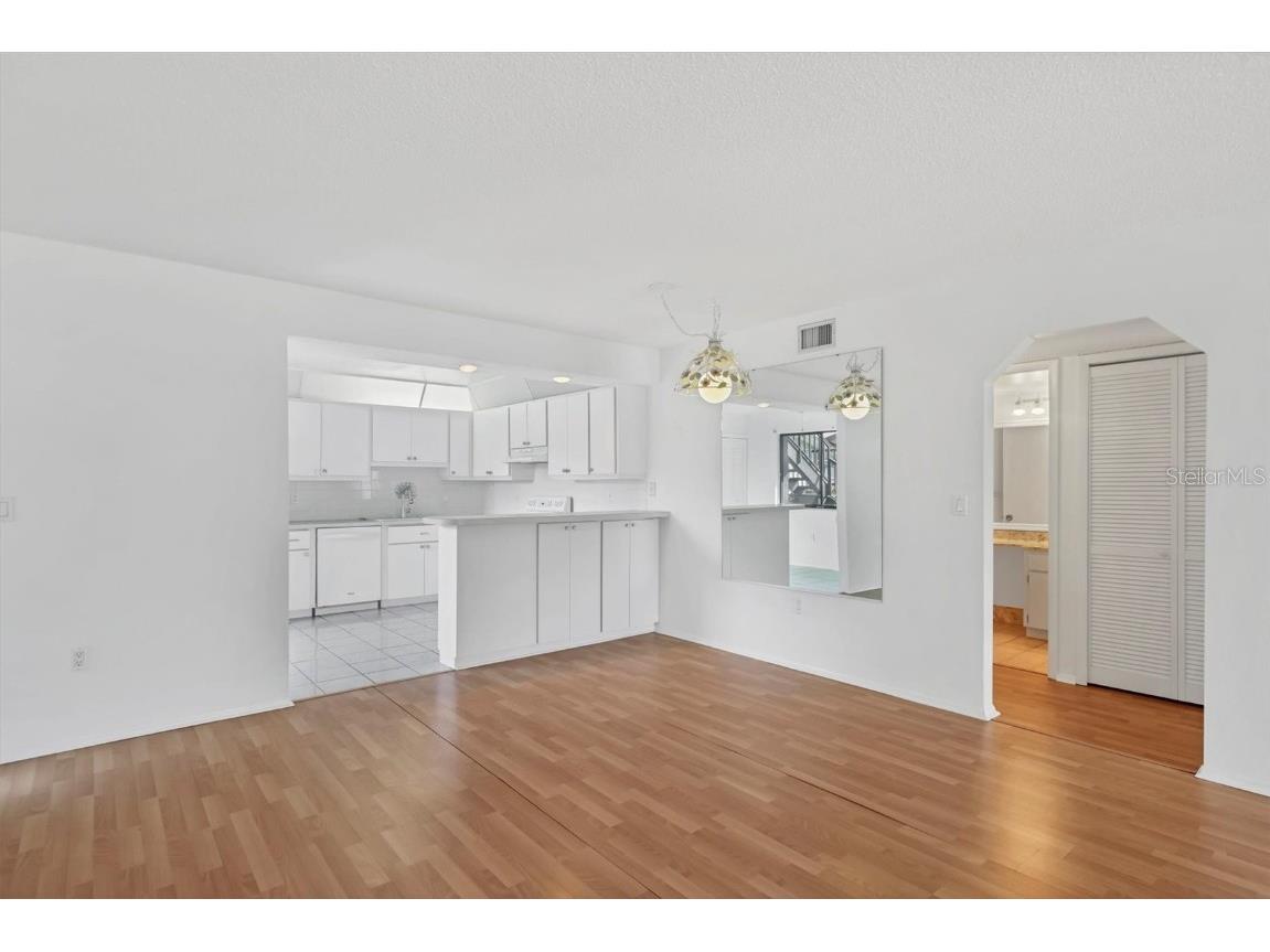 5400 34th Street W #B17 Bradenton FL 34210 A4672330 image11