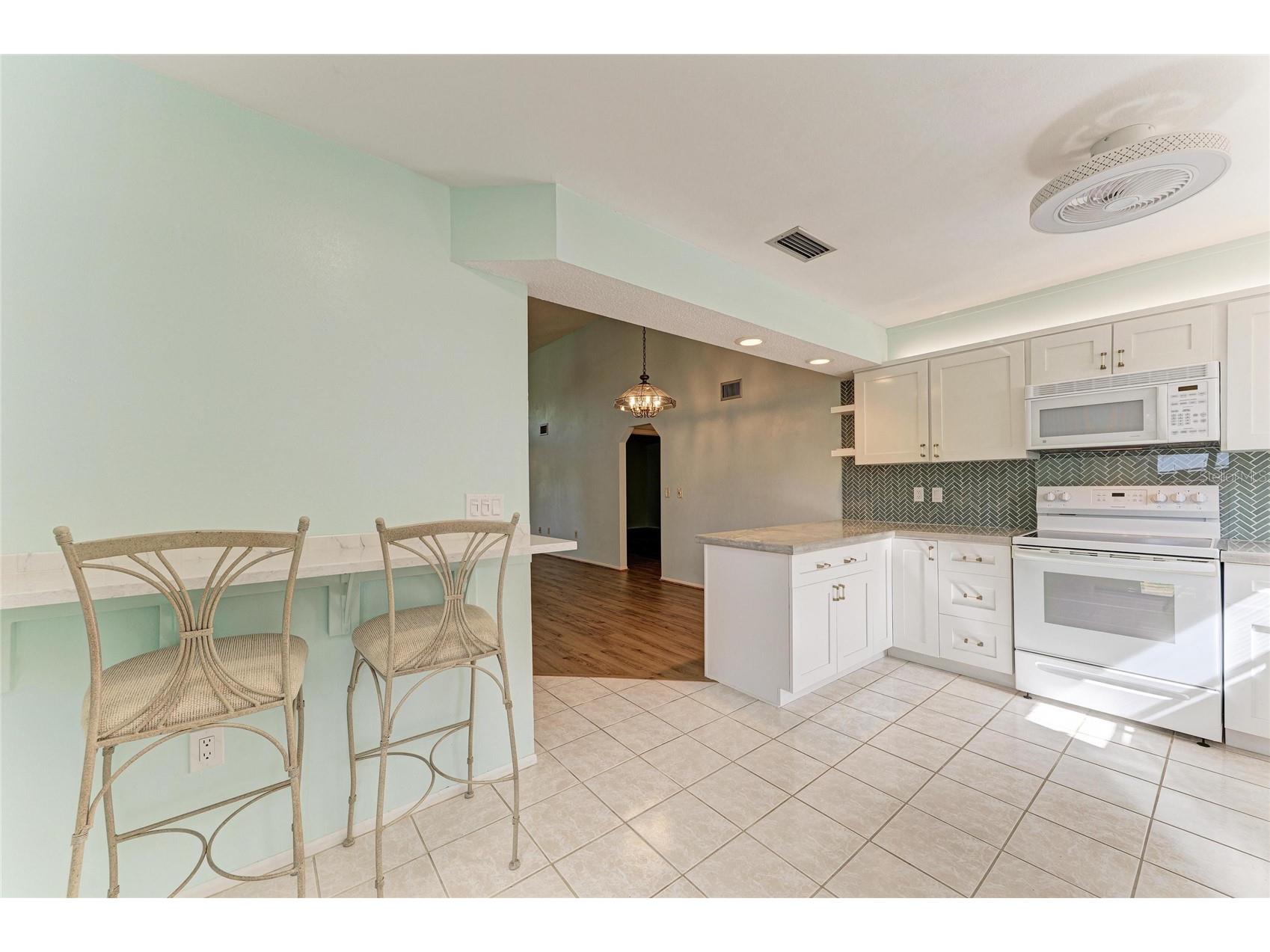 5400 34th Street W #D11 Bradenton FL 34210 A4689274 image10