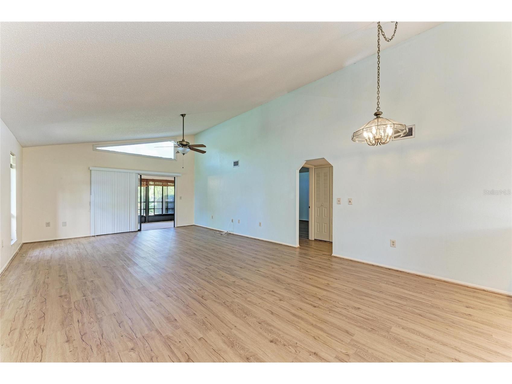 5400 34th Street W #D11 Bradenton FL 34210 A4689274 image12