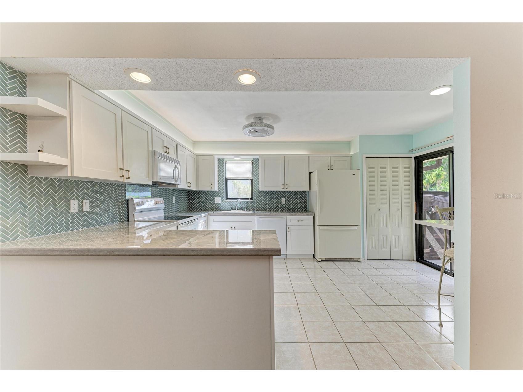 5400 34th Street W #D11 Bradenton FL 34210 A4689274 image7