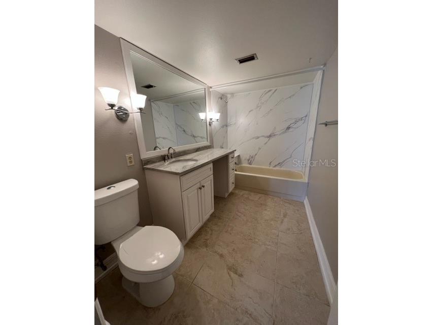 5400 34th Street W #E8 Bradenton FL 34210 A4691839 image17