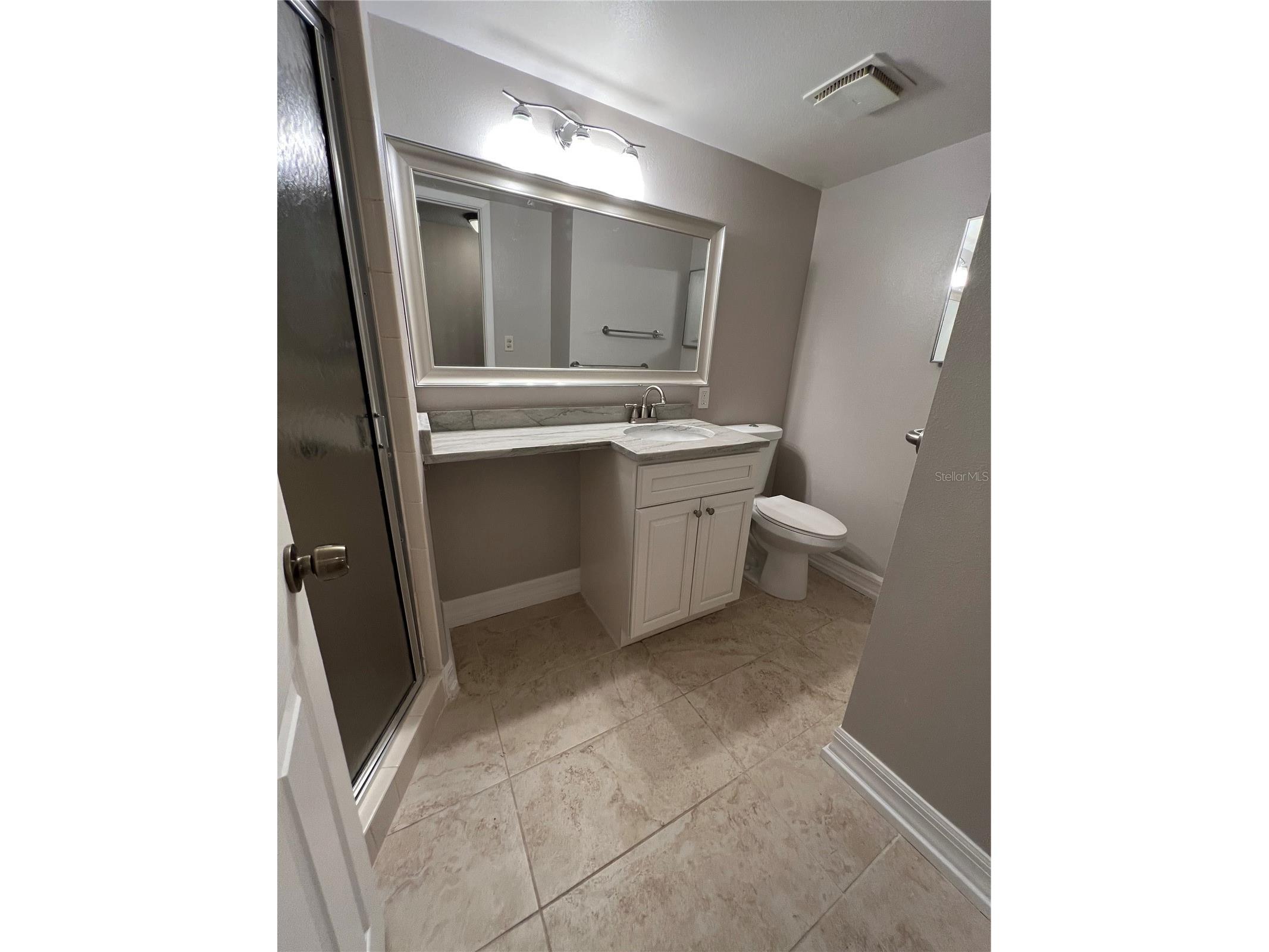 5400 34th Street W #E8 Bradenton FL 34210 A4691839 image20