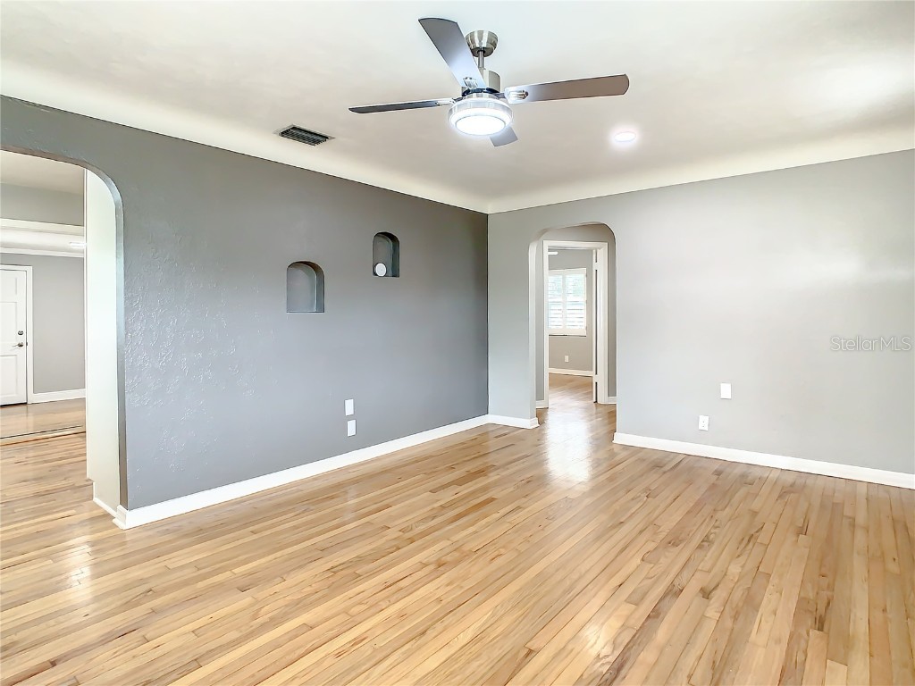 5400 3rd Avenue N Saint Petersburg FL 33710 TB8423494 image5