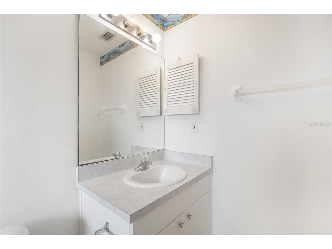 5400 9th Avenue N Saint Petersburg FL 33710 TB8439197 image17