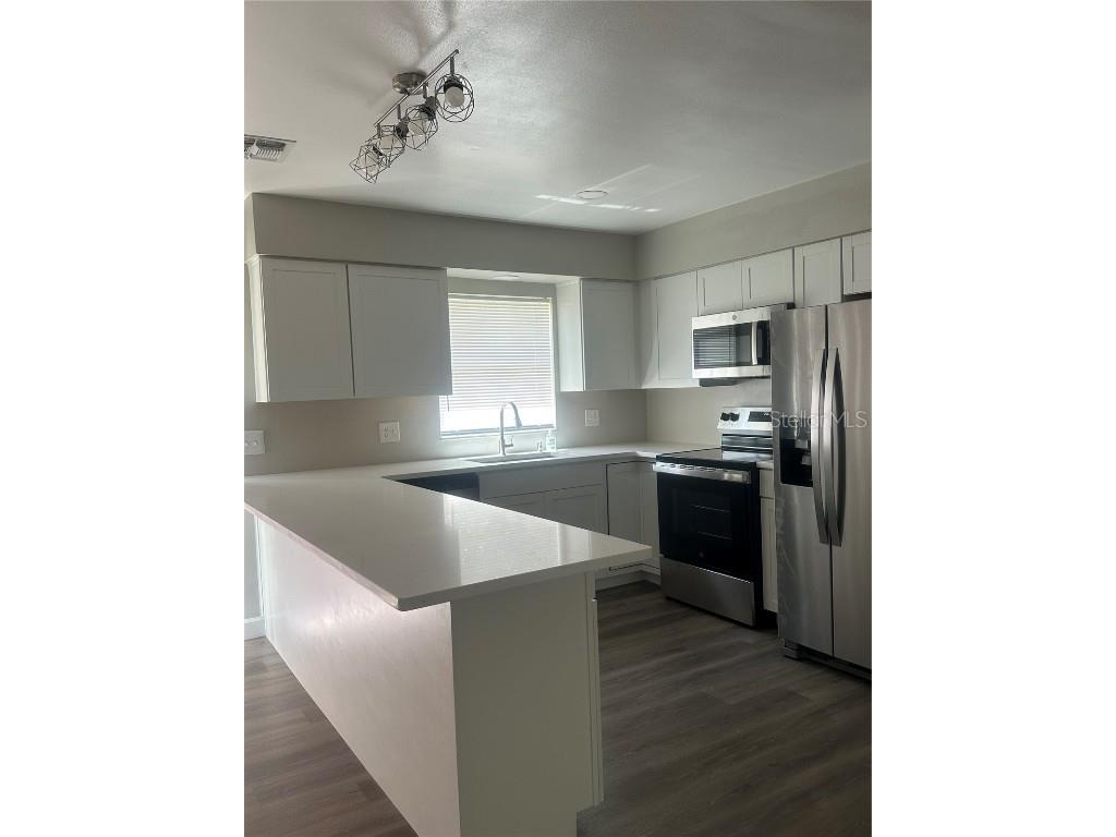 5400 Fox Briar Trail Orlando FL 32808 O6326233 image7