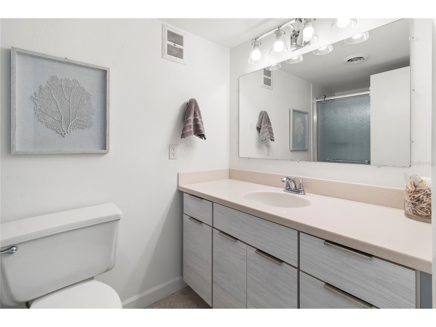 5400 Gulf Drive #18 Holmes Beach FL 34217 - GULF OF MEXICO A4695664 image31