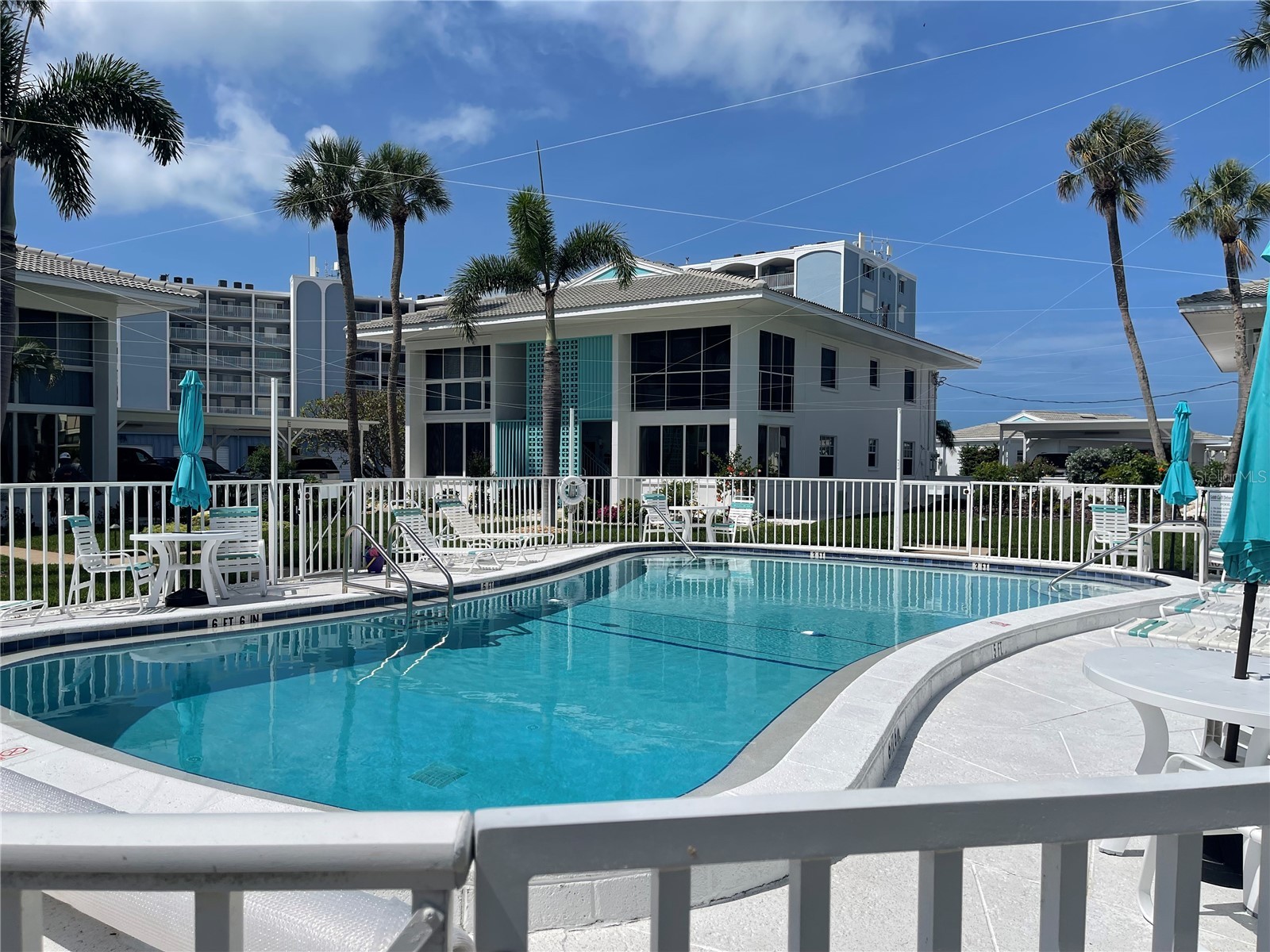 5400 Gulf Drive #32 Bradenton Beach FL 34217 A4695275 image1