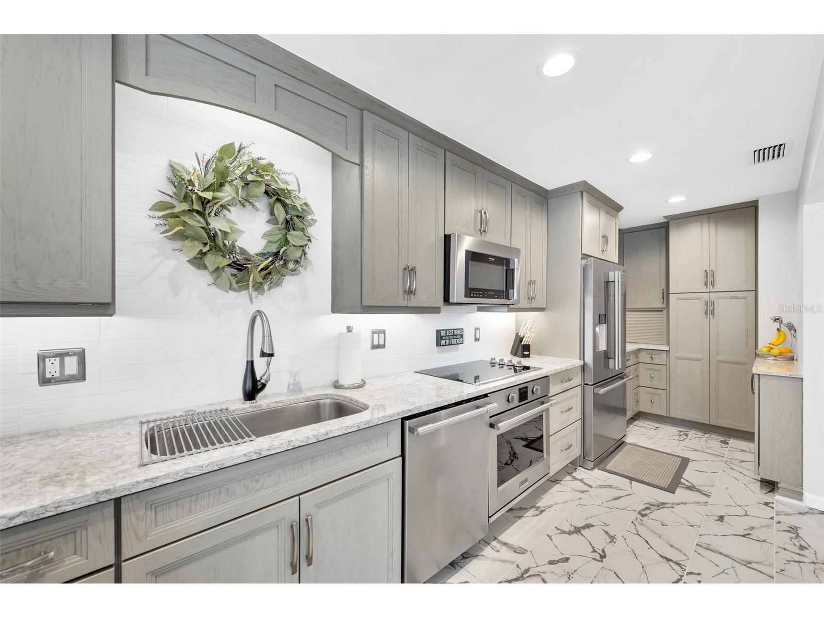 5400 Gulf Drive #32 Holmes Beach FL 34217 - GULF OF MEXICO N6143360 image14